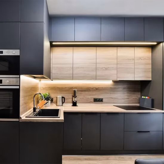 새로운 전문 디자인 맞춤형 주방 캐비닛 단단한 나무 주방 캐비닛 도어 제조업체 직접 판매